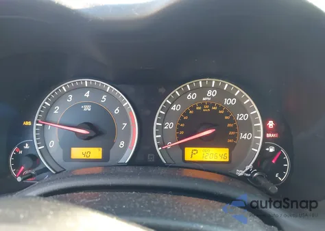 2010 Toyota Corolla S z USA, uszkodzony, nr VIN 2T1BU4EE3AC282313